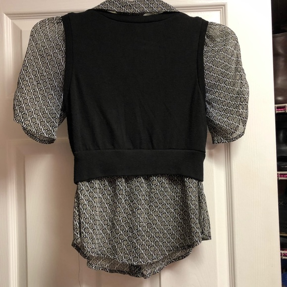 Blouse black and beige. Vest. - Picture 6 of 6